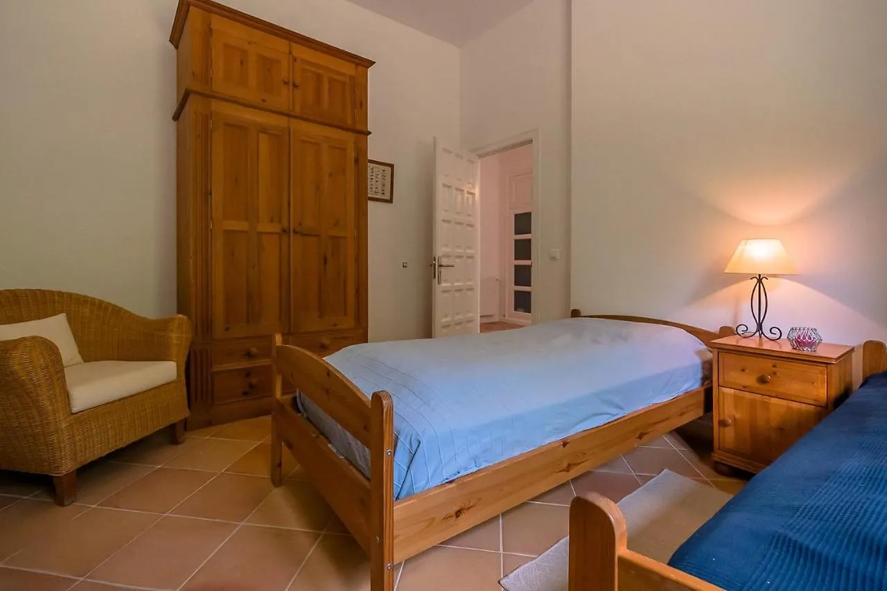 Holiday home T-8 Tamariu 9Pax Villa