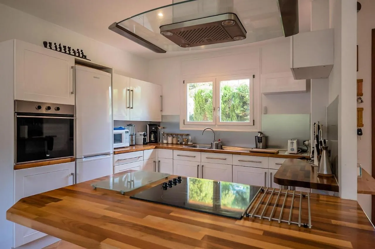 Holiday home T-8 Tamariu 9Pax Villa