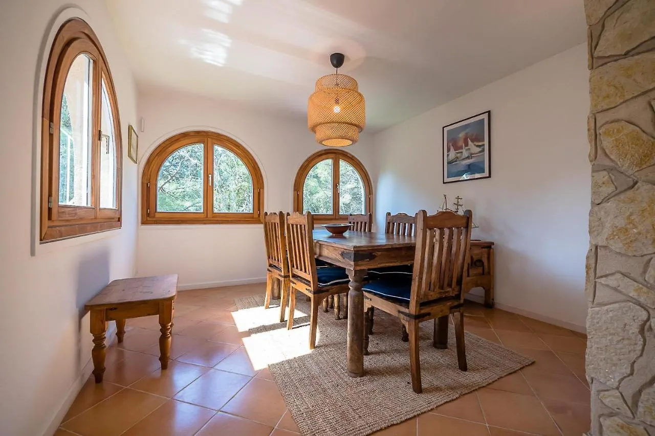 Holiday home T-8 Tamariu 9Pax Villa Spain